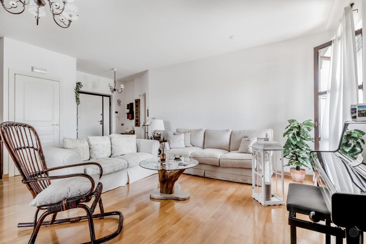 B&B A Casa Di Giulia Guidonia Esterno foto