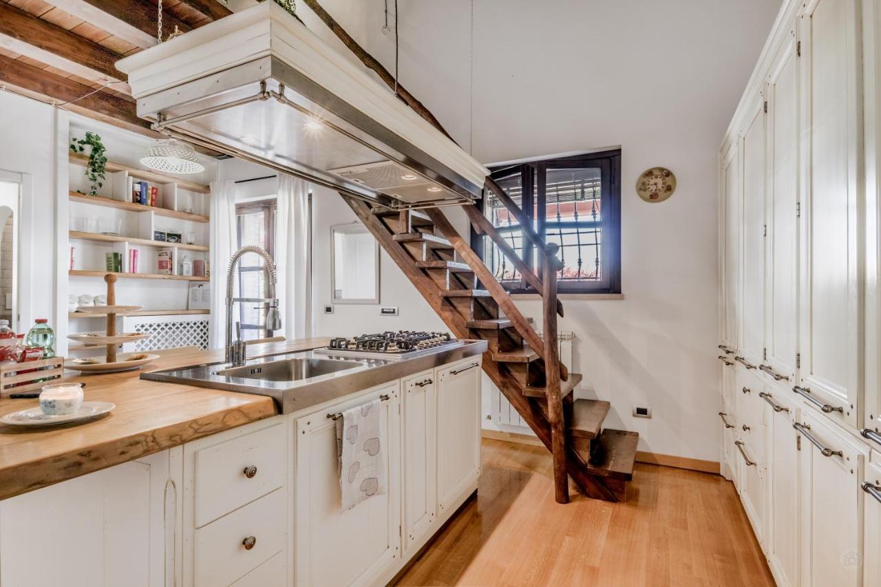 B&B A Casa Di Giulia Guidonia Esterno foto